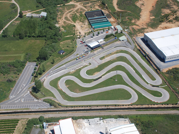 Vista de Karting Cabañas Raras